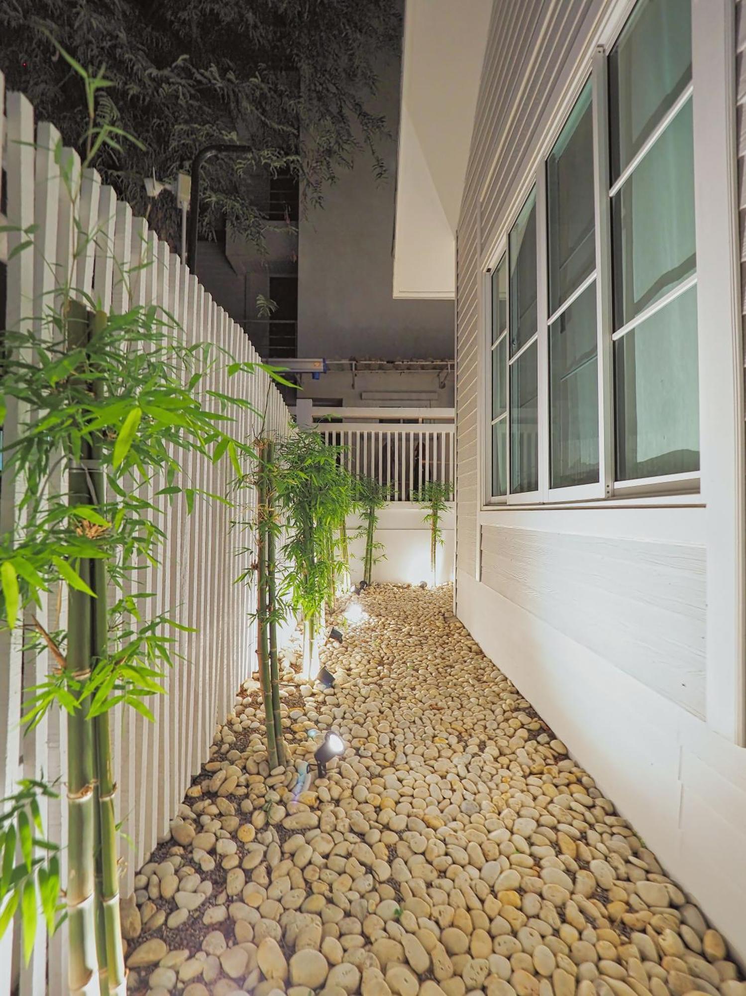 Baan Casita With Private Seaside Cottage Хуа Хин Экстерьер фото
